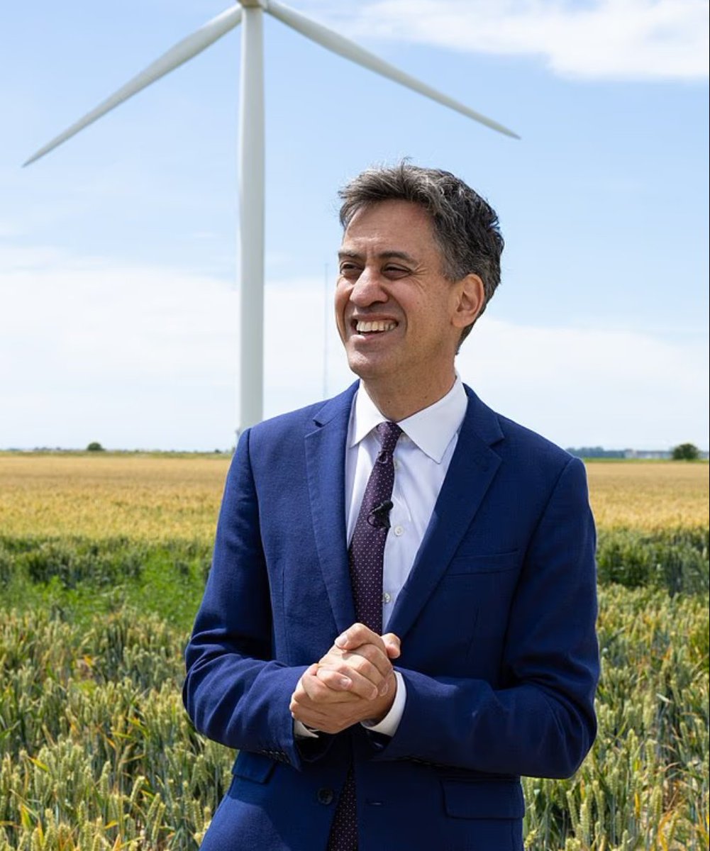 MILIBAND'S WIND FARMS TO CRIPPLE UK 'IRON DOME' DEFENCES

Defence experts warn Ed Miliband’s massive Net Zero push  doubling England’s onshore wind farms to 29GW by 2030 will wreck radar systems needed for any anti-missile shield.

Turbines act as “giant chunks of metal” creating