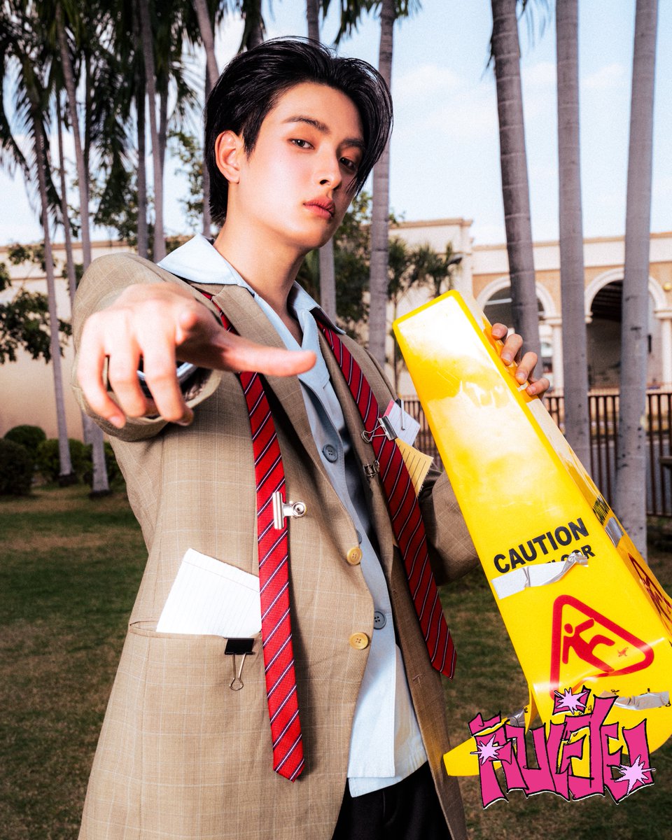 ‘คับเฮีย (KUB HERE)’
MUSIC VIDEO
RELEASE ON 18.03.2026
7PM (GMT+7)
YouTube: TADA LABELS

#BUS_คับเฮีย_รูปเดี่ยว
#KHUNPOL
#BUS_คับเฮีย
#BUSbecauseofyouishine
#SONRAYMUSIC