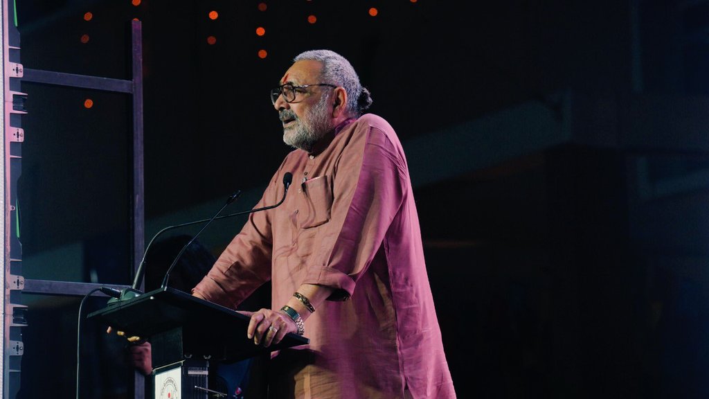 Ministry of Textiles tweet media