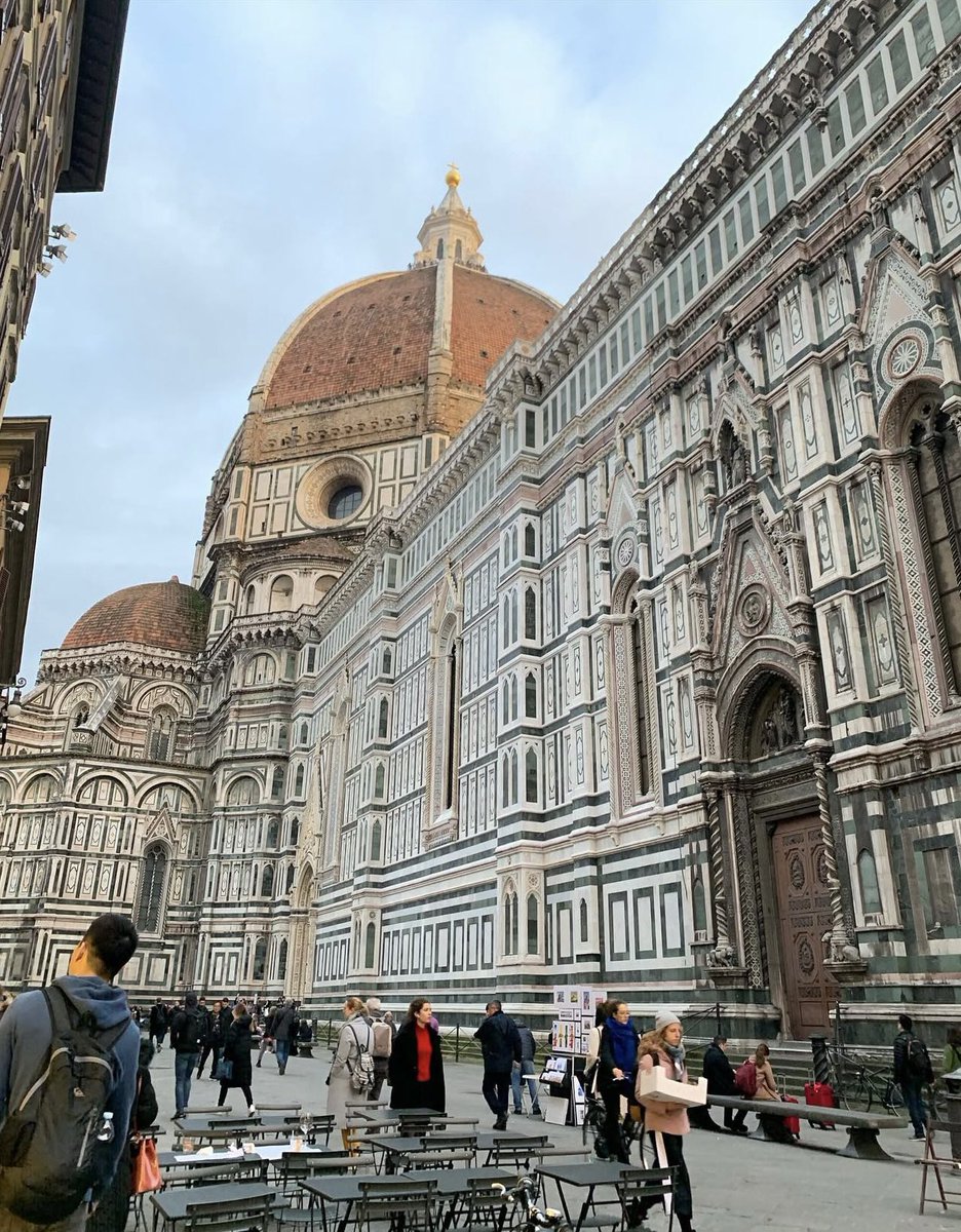 الهنوف المديني tweet media