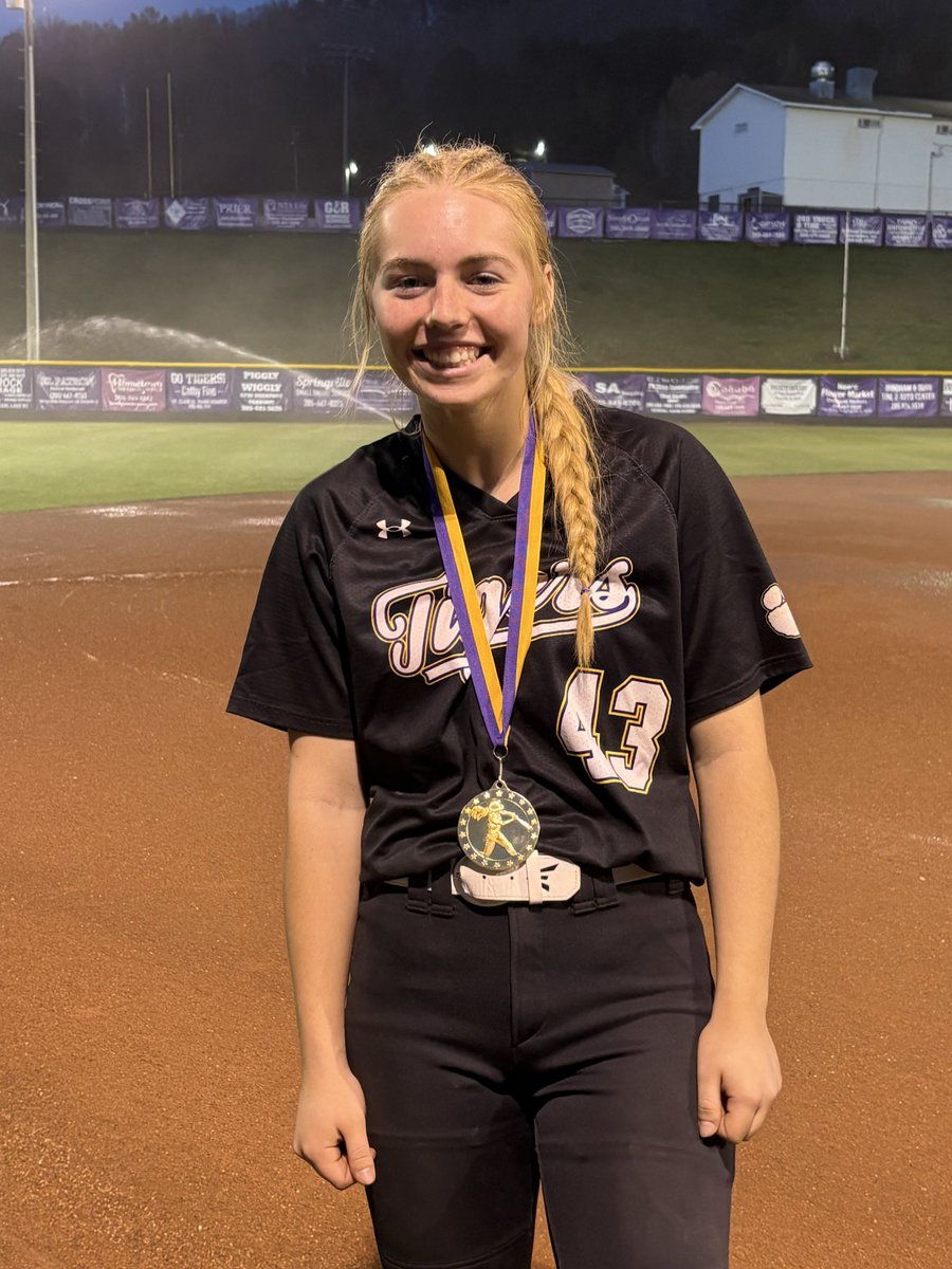 Aida Locklear tweet media