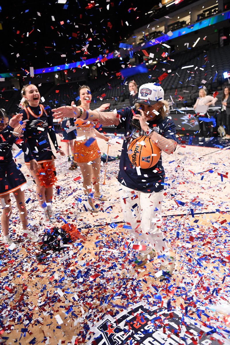 The American tweet media