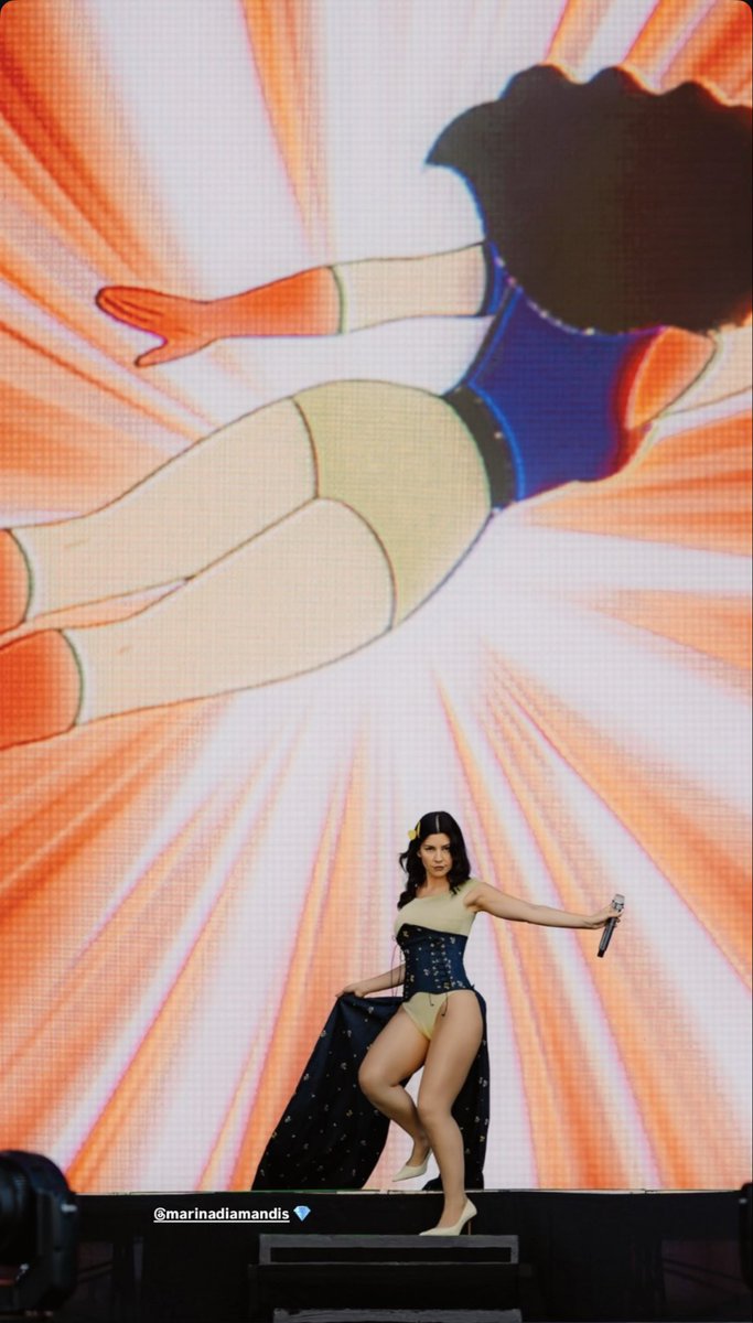 diamandisfiles's tweet photo. Marina the women that you are! ❤️‍🔥 https://t.co/cQ0W4Db2Eb