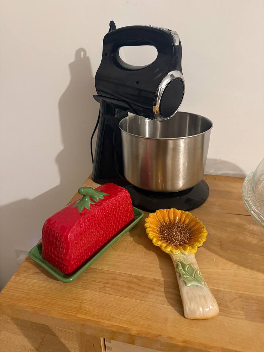 Anna💛 tweet media