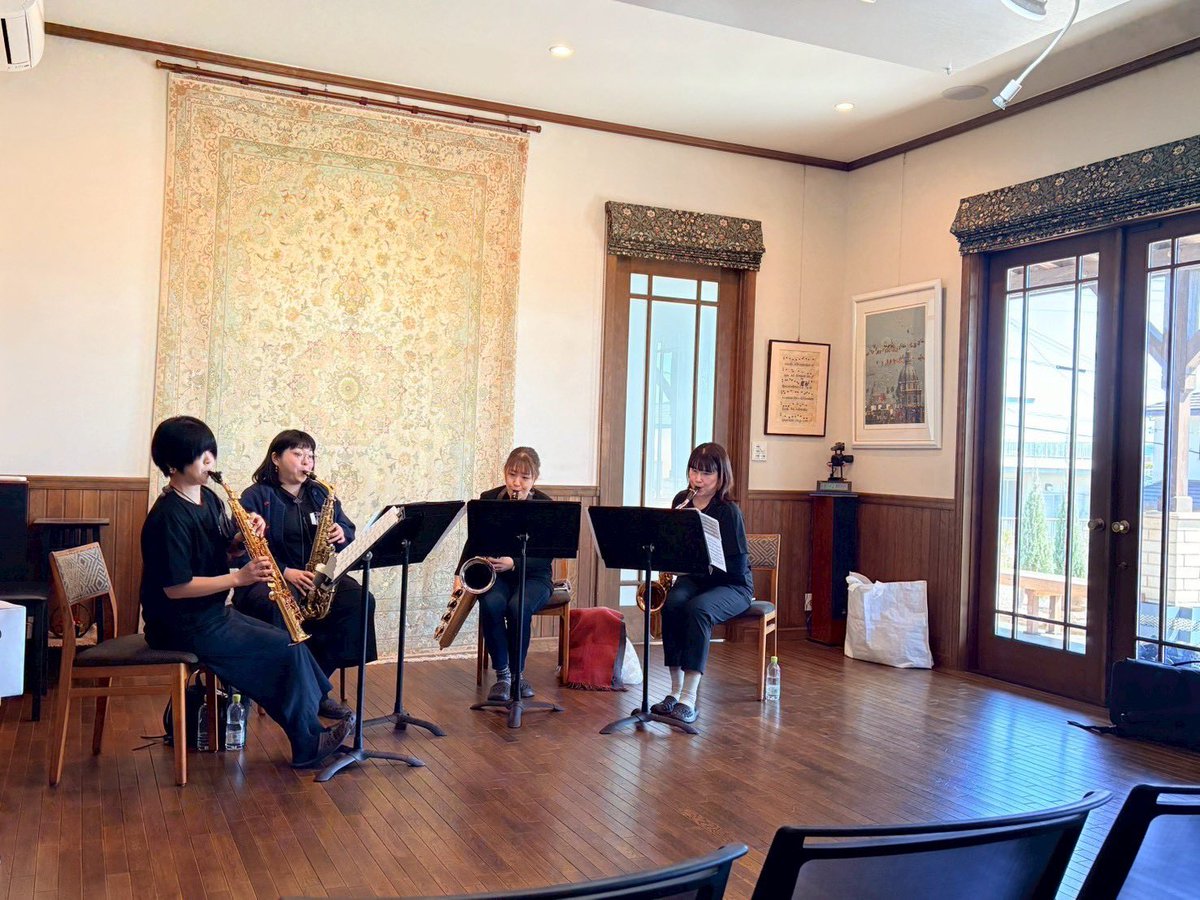 NOKSaxQuartet's tweet photo. \\✨👀11thコンサート終演！🎷//
無事終演！！💐
ご来場いただきました皆さま、誠にありがとうございました😊✨

今回はいつも以上にお客様の温かさを感じ、私たちもとても楽しく演奏させていただきました♬

懇親会にも多くの方にご参加いただき、嬉しいお時間となりました！ありがとうございました�� https://t.co/9R5svoTk9M