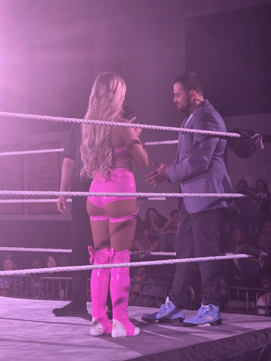 Carlos Stoneking tweet media