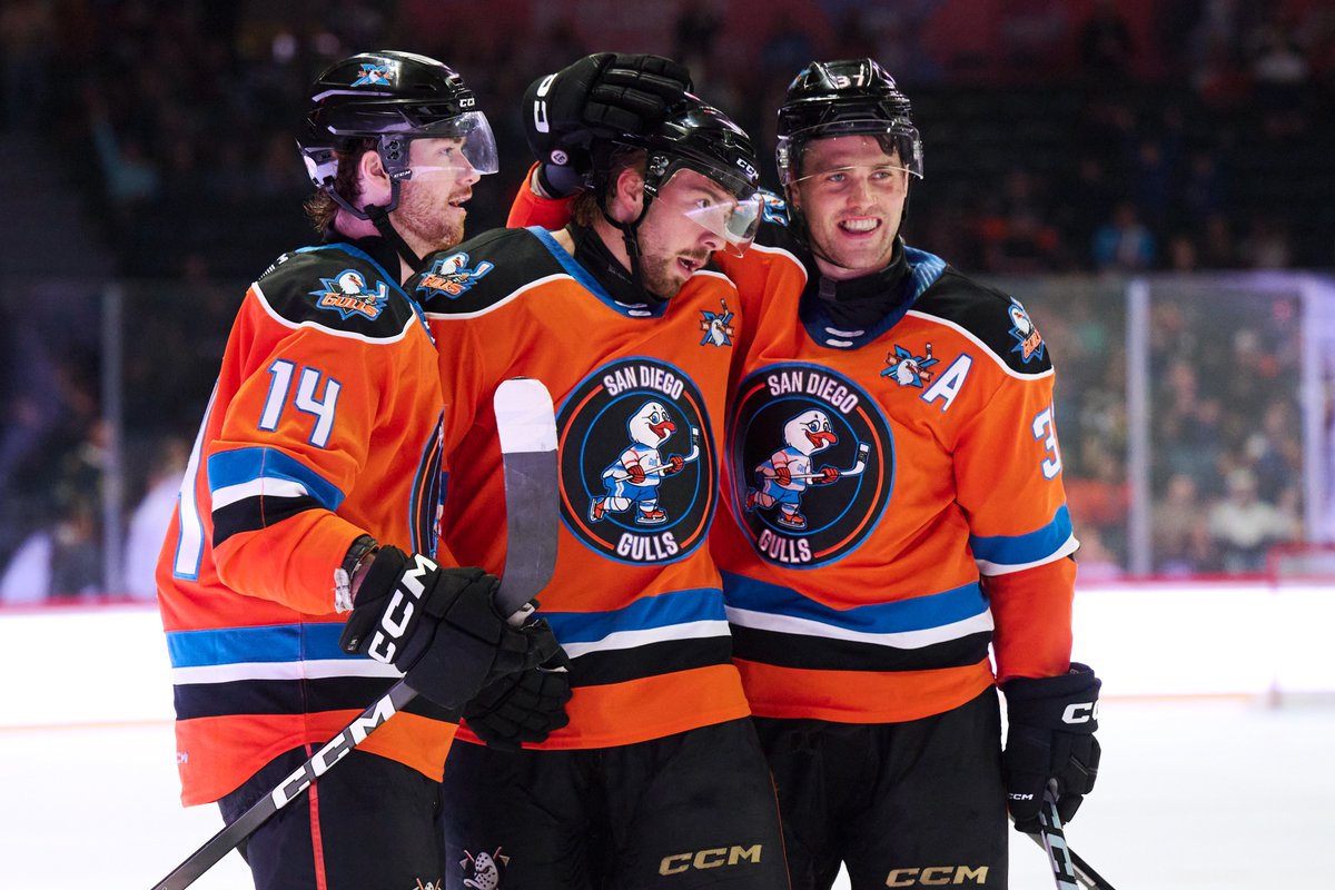 SDGullsAHL's tweet photo. too tough 😤

#LetsGoGulls https://t.co/gf77LKylGq