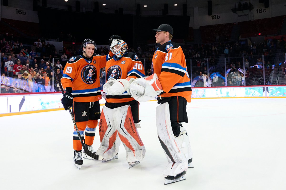 SDGullsAHL's tweet photo. too tough 😤

#LetsGoGulls https://t.co/gf77LKylGq