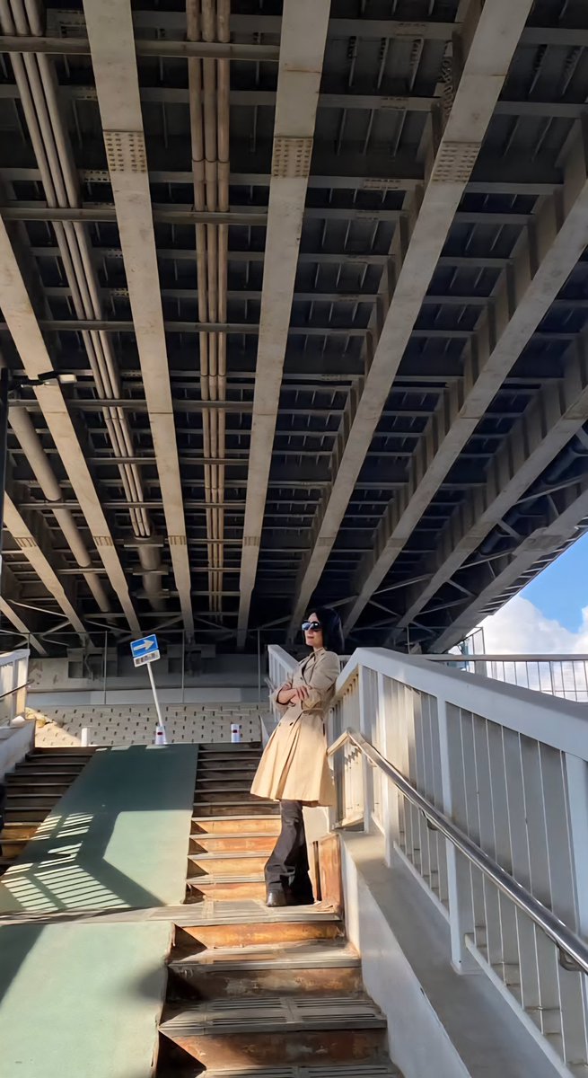 すみません
つい 自分かと思いました
うっかりにもホドがある😳
映画 #還ら去る君へ
4/5 #京成ローザ10 にて
#感謝祭 の企てを✨

⭐此方をご覧になられた方、
その先を覗いてみませんか
一緒に🫶✨