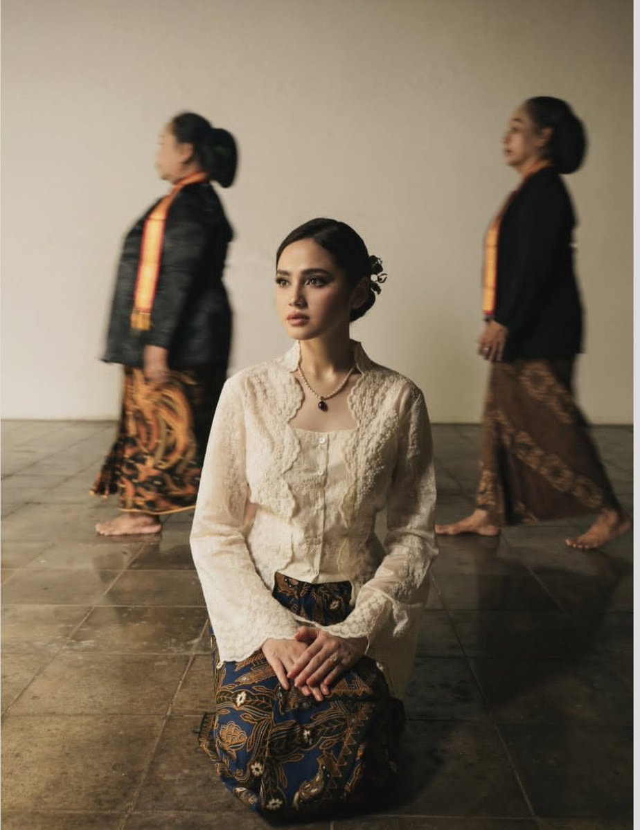 rian heyley tweet media