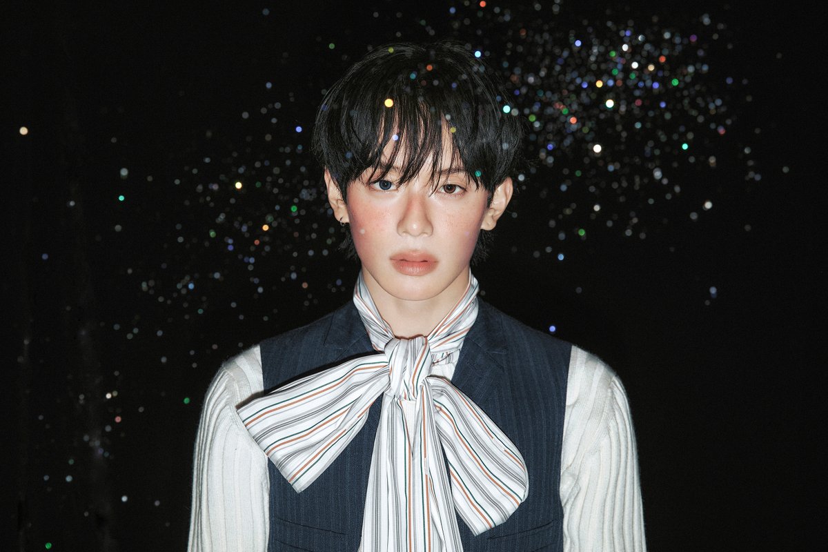 the_verivery's tweet photo. KANGMIN 1st Single Album [Free Falling]
Concept Photo : Fever

➫ 2026.03.26. 6PM (KST)

#강민 #KANGMIN #VERIVERY
#Free_Falling
#20260326_6PM https://t.co/Jwg5JTXKxW