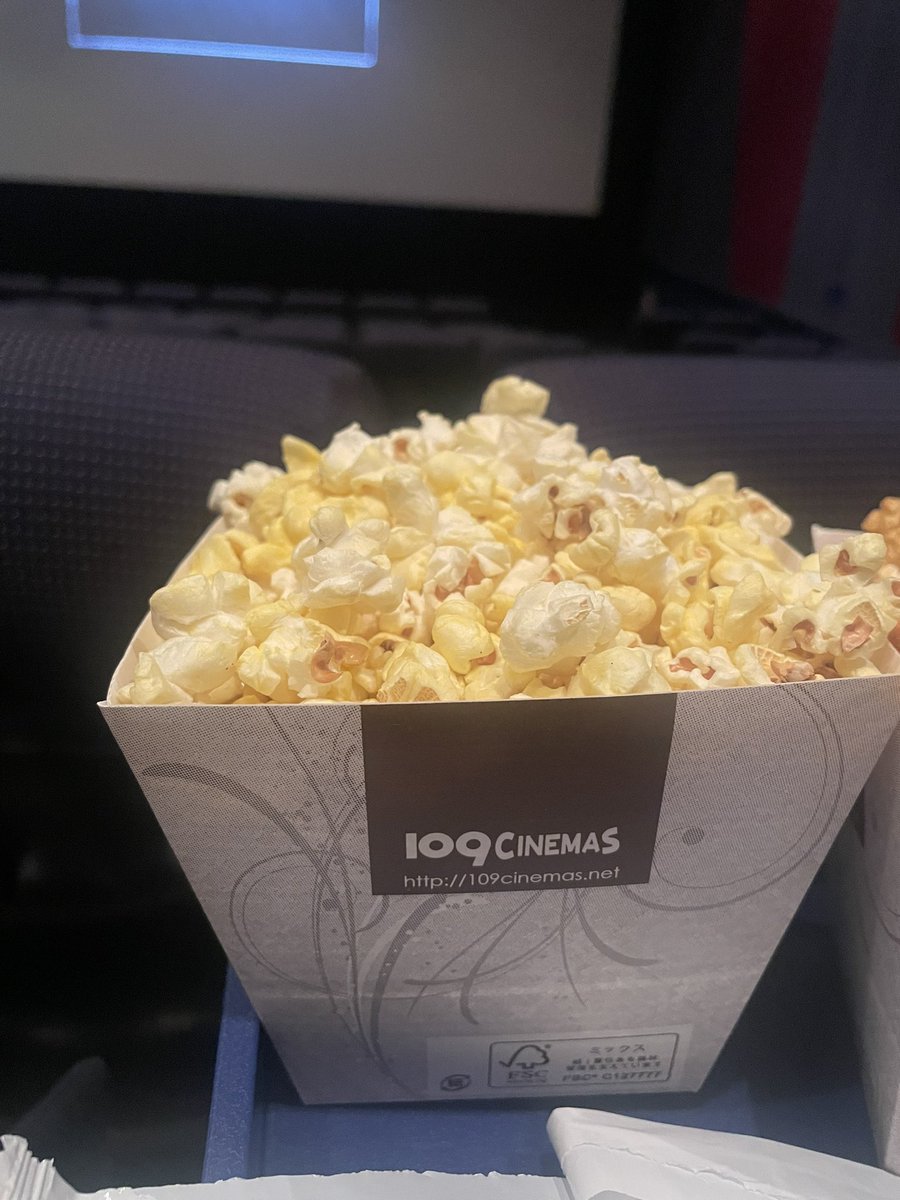 見終わって、劇場内シーン
え？え？
 #教場