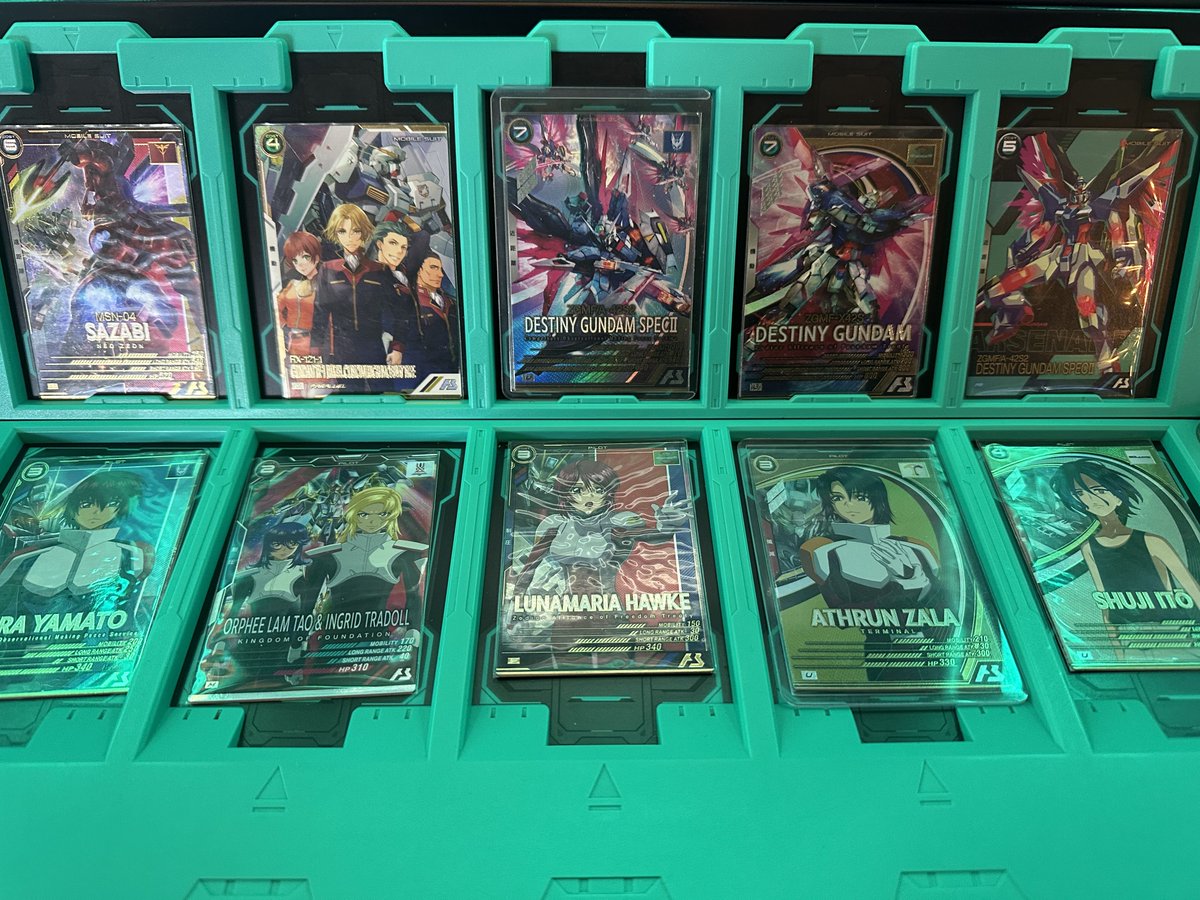 デスティニー場面に6体出せるのおもろい