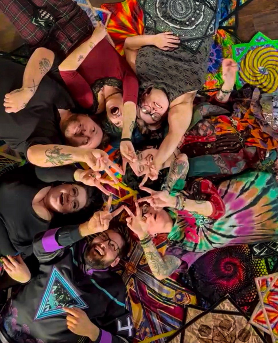 𝔼𝕞𝕓𝕖𝕣 𝔸𝕟𝕟 𝕊ℙ𝔸𝕄 tweet media