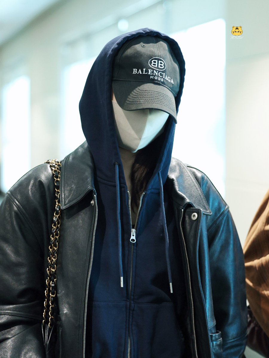 ℋ𝒞헨리🐯 tweet media