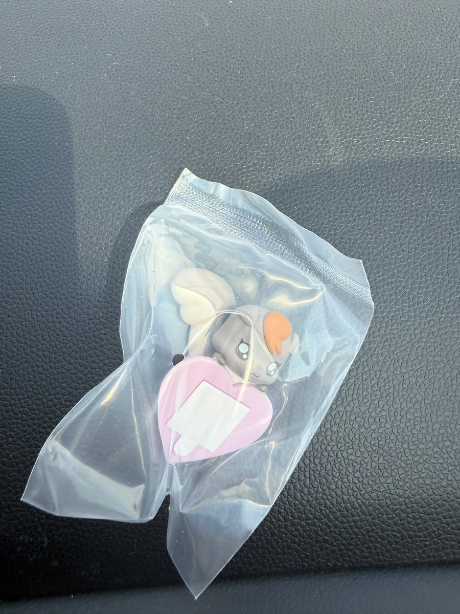 かすみん tweet media