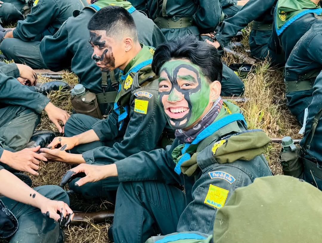 ร.ด.เด็กไทยผม(ไม่)เกรียน tweet media