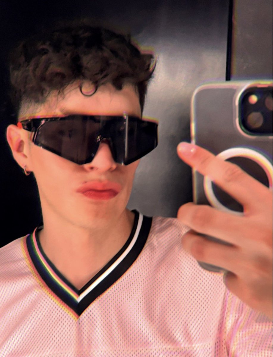 Rorro⁶⁹ tweet media