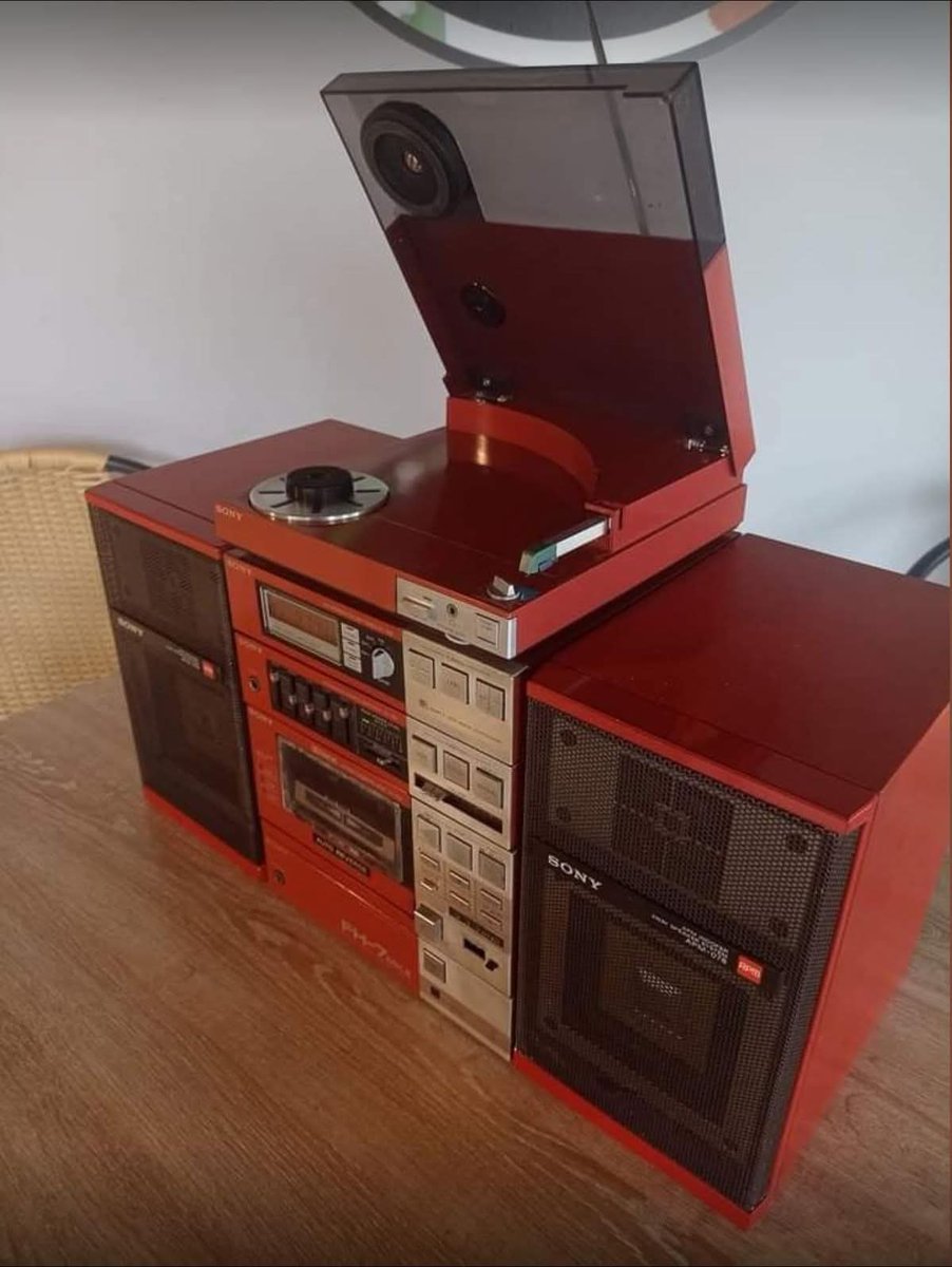 Red＆Blue tweet media