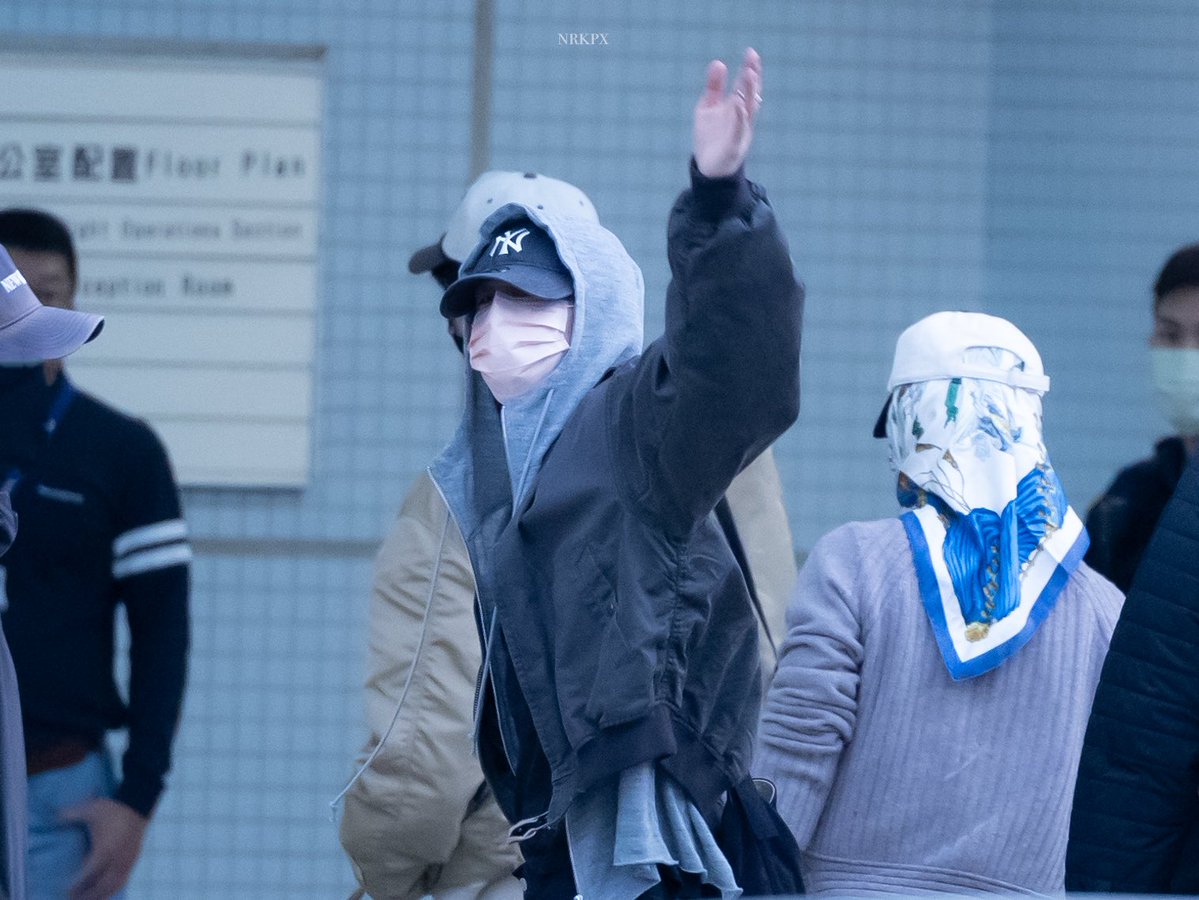 𝙊𝙢𝙊 tweet media