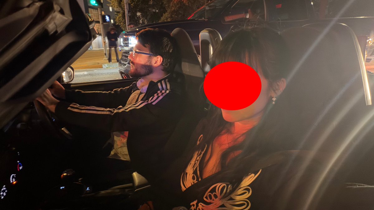 andi (twocents.com) tweet media