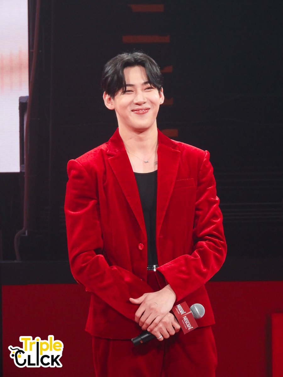 TripleClick tweet media