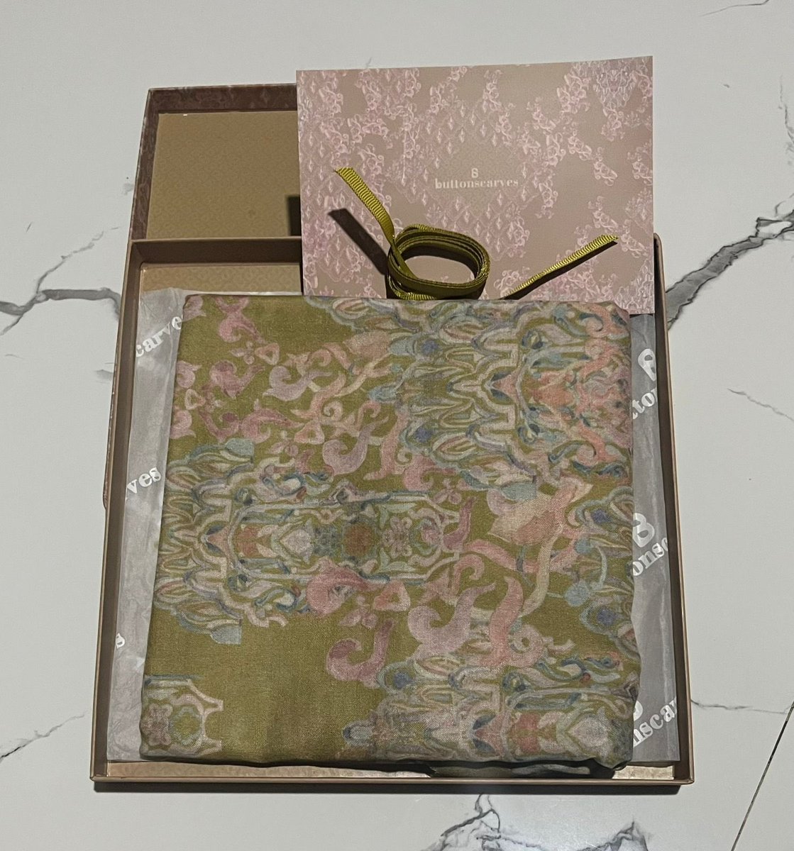 watanabaeyaa's tweet photo. WTS Buttonscarves original 🤎 (2)

Kondisi bagus &amp; terawat ✨
Isi sesuai foto yaa

Price💸 (incl. adm + pack)
pict 1 - 200k
pict 2 - 240k

🏠: Tangerang Selatan
Bisa req co oren

Minat / mau detail? DM yaa 📩 https://t.co/6IbCC95Kx3