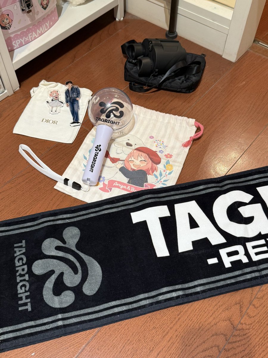 今日は事務所のライブだし、あわよくばTAGRIGHTのデビュー発表がないかとずっとソワソワしてる…

#西山智樹　#トモキスト　#ELEVATE