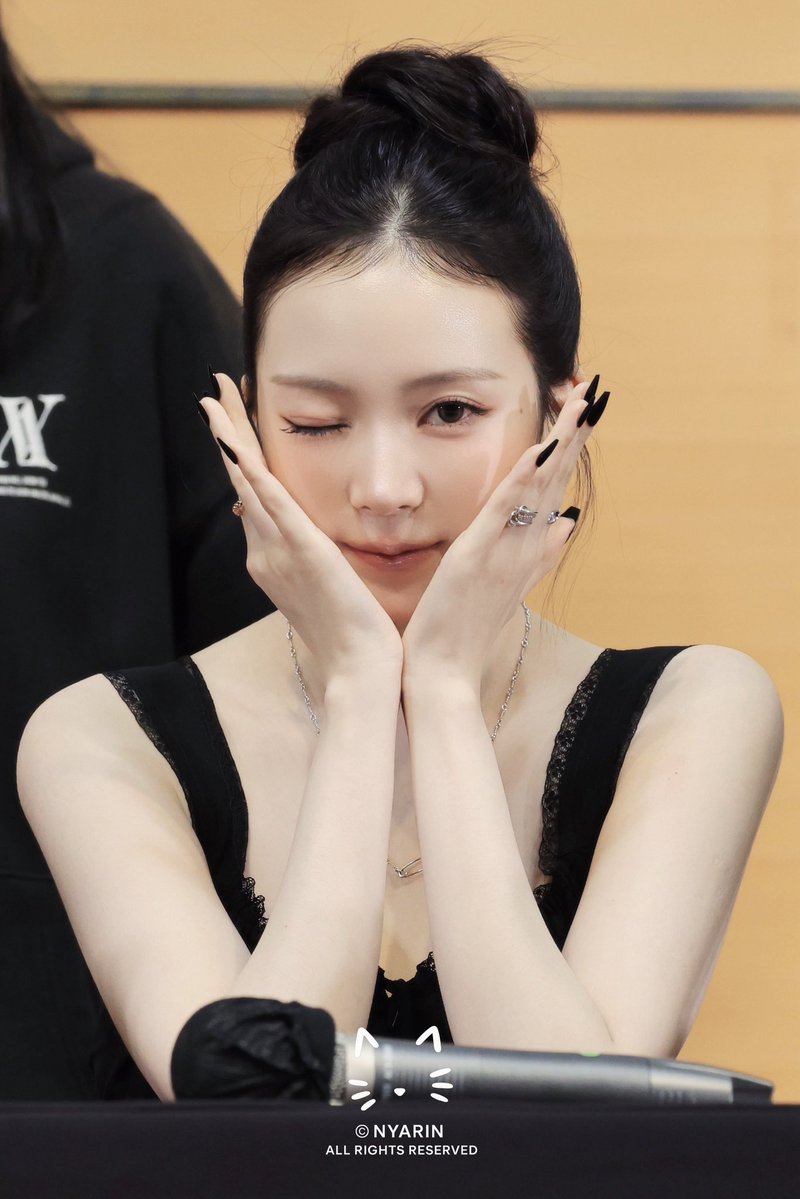 𝗡𝗬𝗔𝗥𝗜𝗡 tweet media