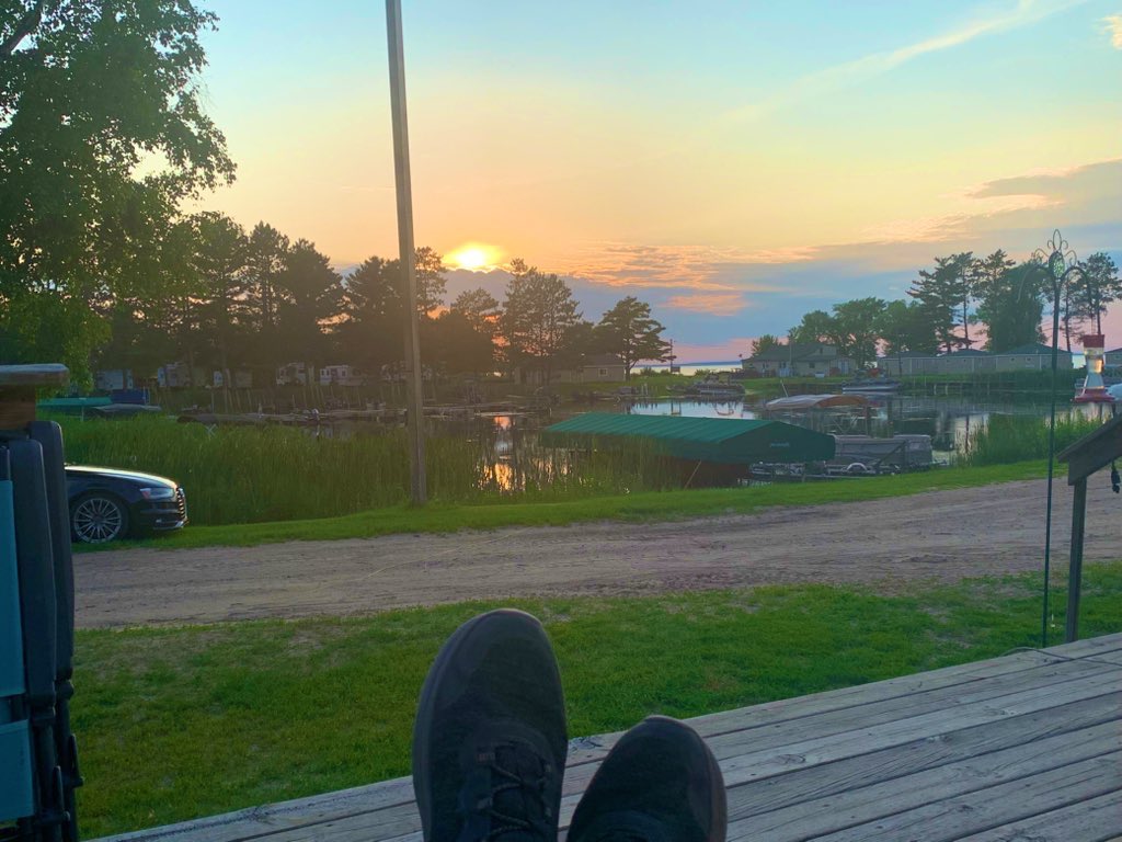 Buck In Ears tweet media