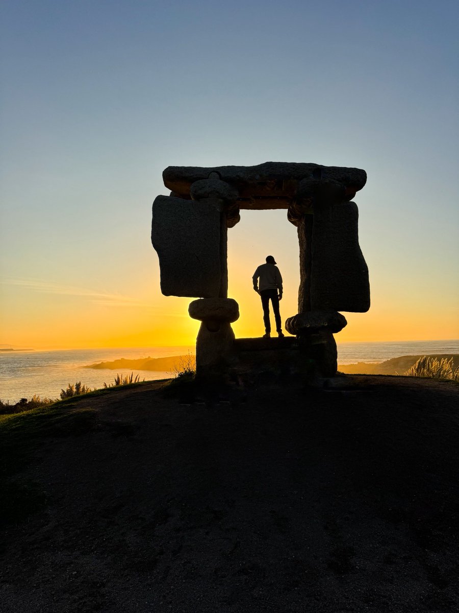 mrmiamiwellness's tweet photo. you’re about to walk into the season you’ve been praying for. with God, help always appears, as it is revealed at precisely the right moment, like clockwork. 🦁🌅💙🇪🇸🤍🪽🌾🌊🐆 #mrmiamiwellness #galicia #spain https://t.co/75nOdL266k