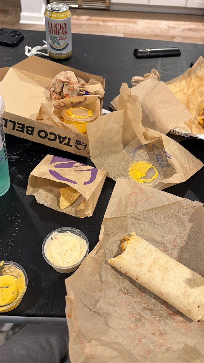 Gary Applebottom tweet media