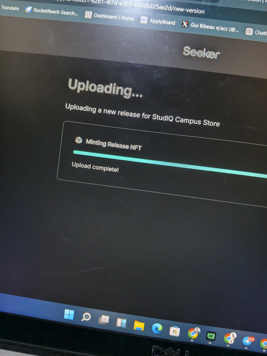 Adeola Lasisi tweet media