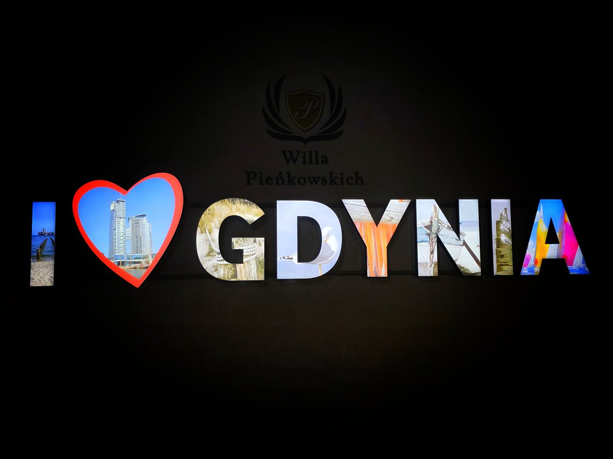 k_pawlowska's tweet image. #WeekendSpecial 🥰

“They say that no matter how old you become, when you are with your siblings, you revert back to childhood.” - K.White

#FamilyLife #enjoylife