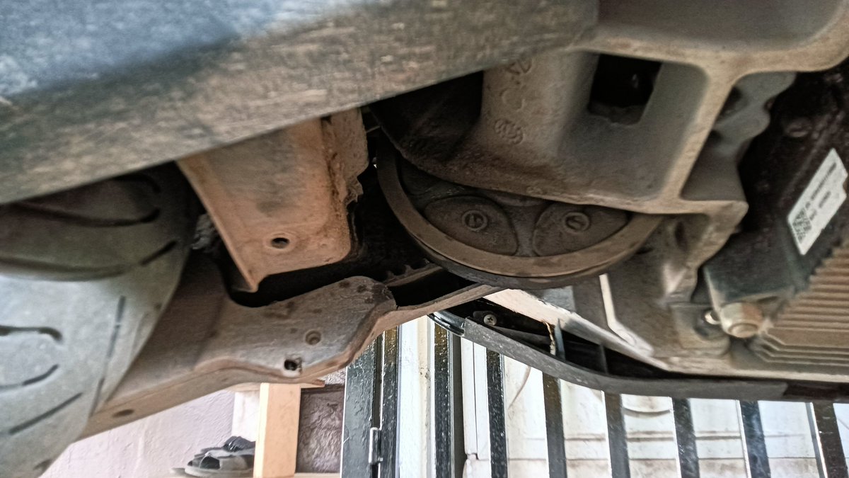 ajeebrahman's tweet photo. @tarunsmehta @atherenergy Extremely disappointed with Ather Aluva, Kerala, service center, 'Express Care' (March 14 2026), but service was NOT done properly. Even the basic water wash was skipped! Trusted the staff so didn't check on-site, only to be shocked after reaching home. A total breach of trust https://t.co/45uC49zoe1