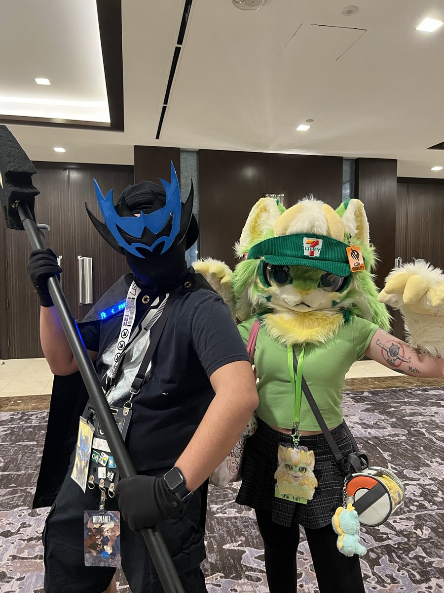 had to do a redraw of this pic from #gsfc2026 today
(ft. <a href="/wulfyloo/">Nova💫</a>'s melon)
#patapon