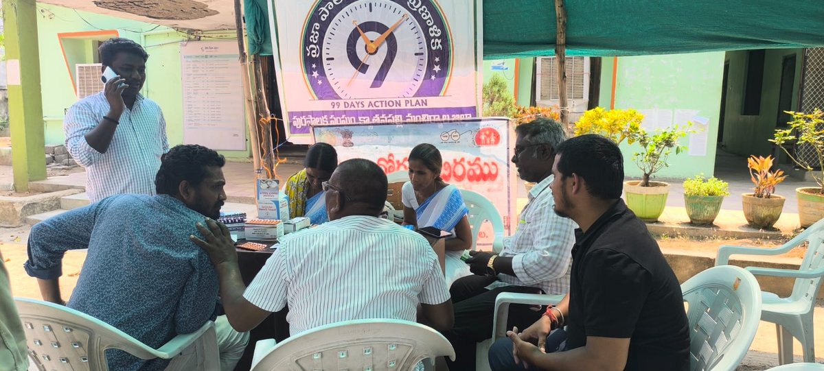 MCKyathanpally's tweet photo. As a part of Praja Palana - Pragathi Pranalika 99 days Action plan conducted Medical Camp to all the Sanitation Workers and Office Staff in Kyathanpally Municipality.
@SwachhBharatGov
@CKforCleanIndia
@MoHUA_India
@tksreedevi
@cdmatelangana
@TelanganaCMO
@RoopaMishra77 https://t.co/8mitLFenJN
