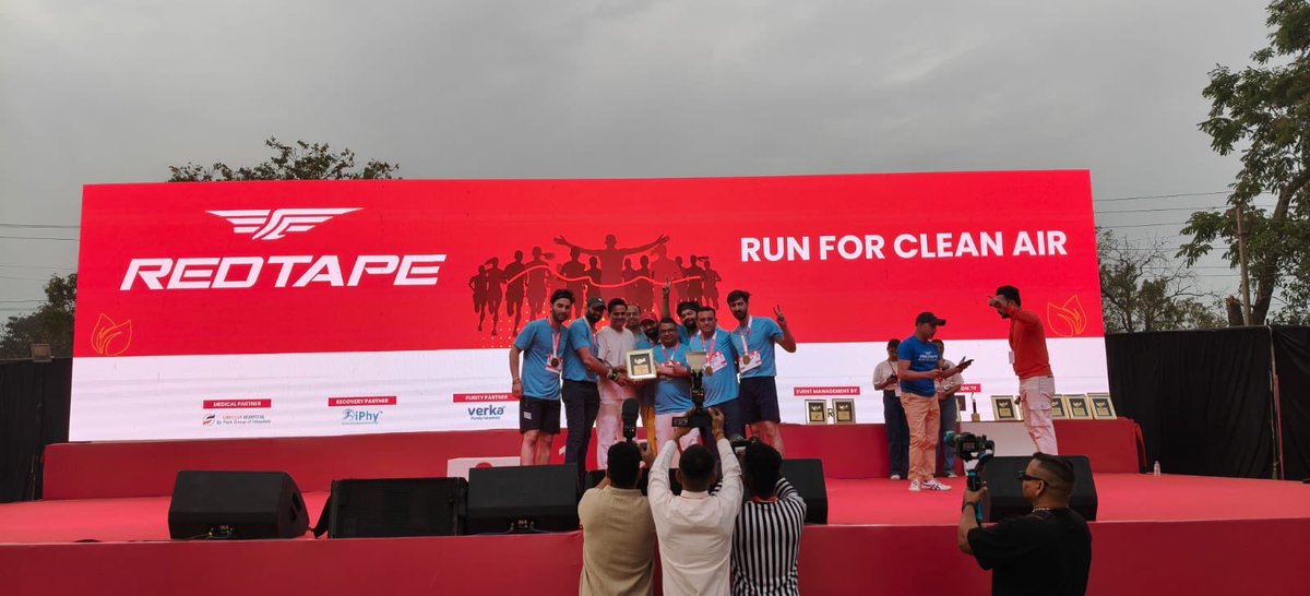 Logicerp's tweet photo. @Logicerp team proudly participated in @RedTapeindia 𝟏𝟎𝐊 𝐑𝐮𝐧 𝐂𝐡𝐚𝐧𝐝𝐢𝐠𝐚𝐫𝐡 𝟐𝟎𝟐𝟔 𝐌𝐚𝐫𝐚𝐭𝐡𝐨𝐧, supporting cause of Clear Air & a healthier environment.
#Marathon #LogicERPTeam #10KMarathon #RedTapeMarathon #ChandigarhMarathon #RedTape10K #RunforCleanAir https://t.co/mF3jmCMRwL