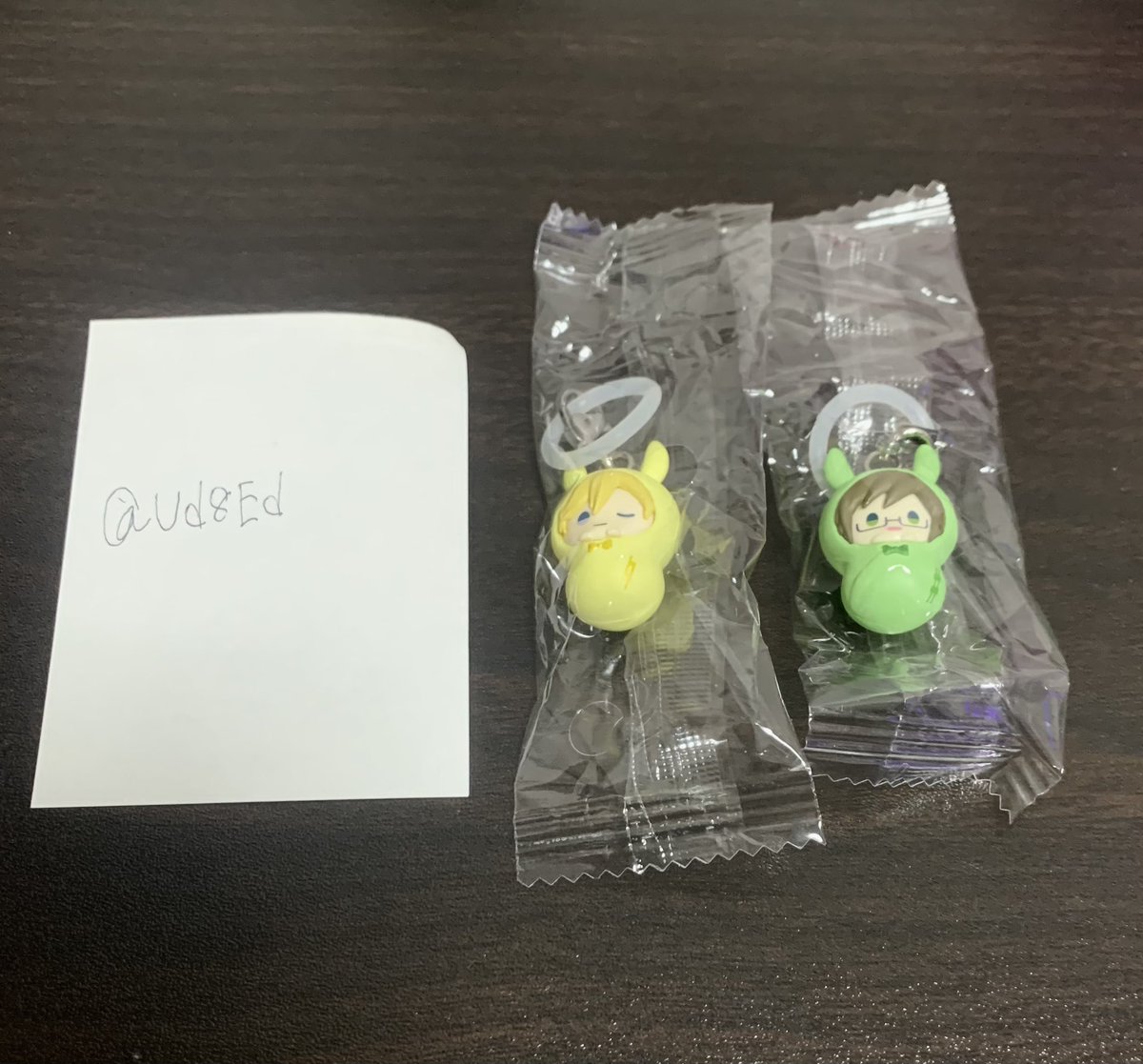 Ud8Ed's tweet photo. アイナナ めじるしアクセサリー うさ耳 交換 買取

譲：ナギ×1 大和×1
求：一織（うさ耳）>>>一織（王様プリン）>>>買取（定価+送料） https://t.co/nP7SWRFSCO