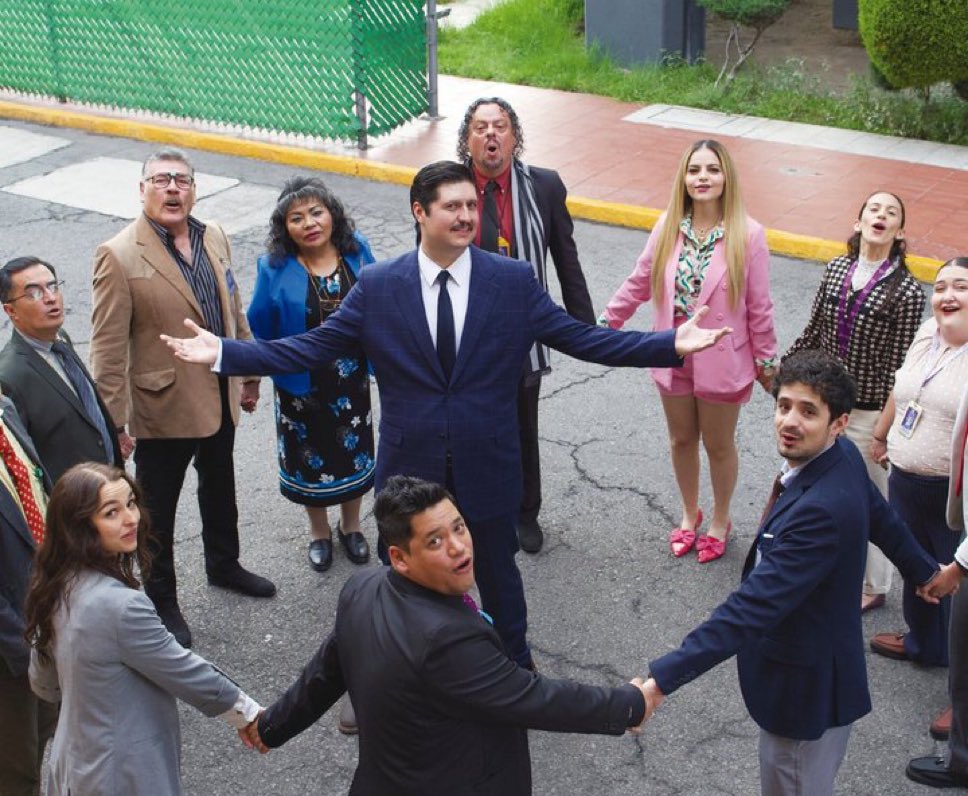 Certifico que La Oficina está demasiado chistosa 10/10 quiero más temporadas. <a href="/PrimeVideoMX/">PrimeVideoMX</a>