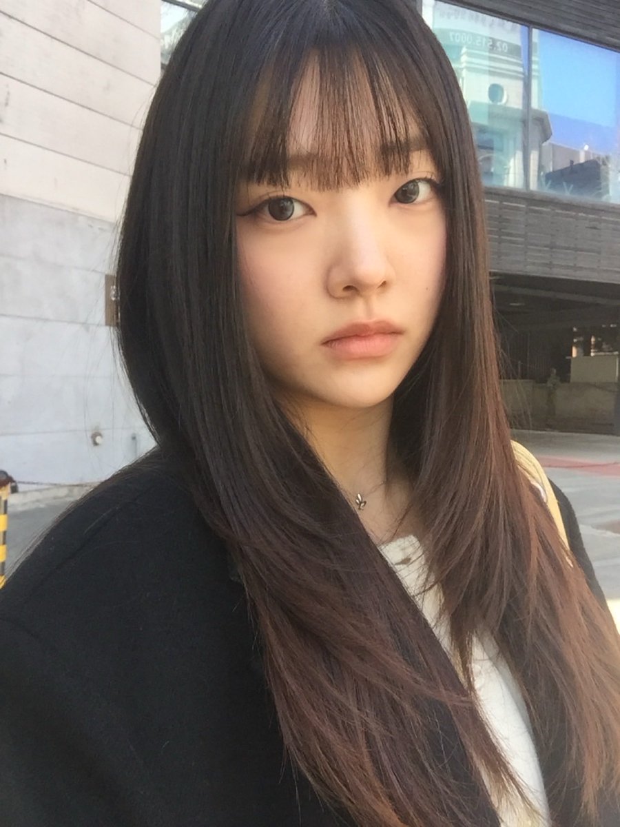 ←6年前のパクソウン   現在のパクソウン→

時空が歪んでいるというか、なんなら右の写真が6年前といっても信じる人いると思う😳