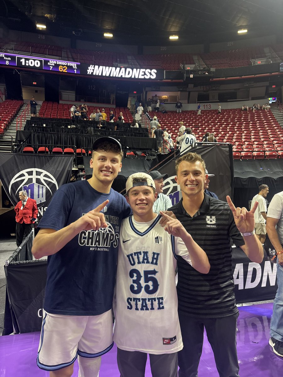 austincranney28's tweet photo. Couldn’t ask for anything more than 3 wins in Vegas with a few thousand True Blooded friends! 
#AggiesAllTheWay https://t.co/bZ9FPqjm75