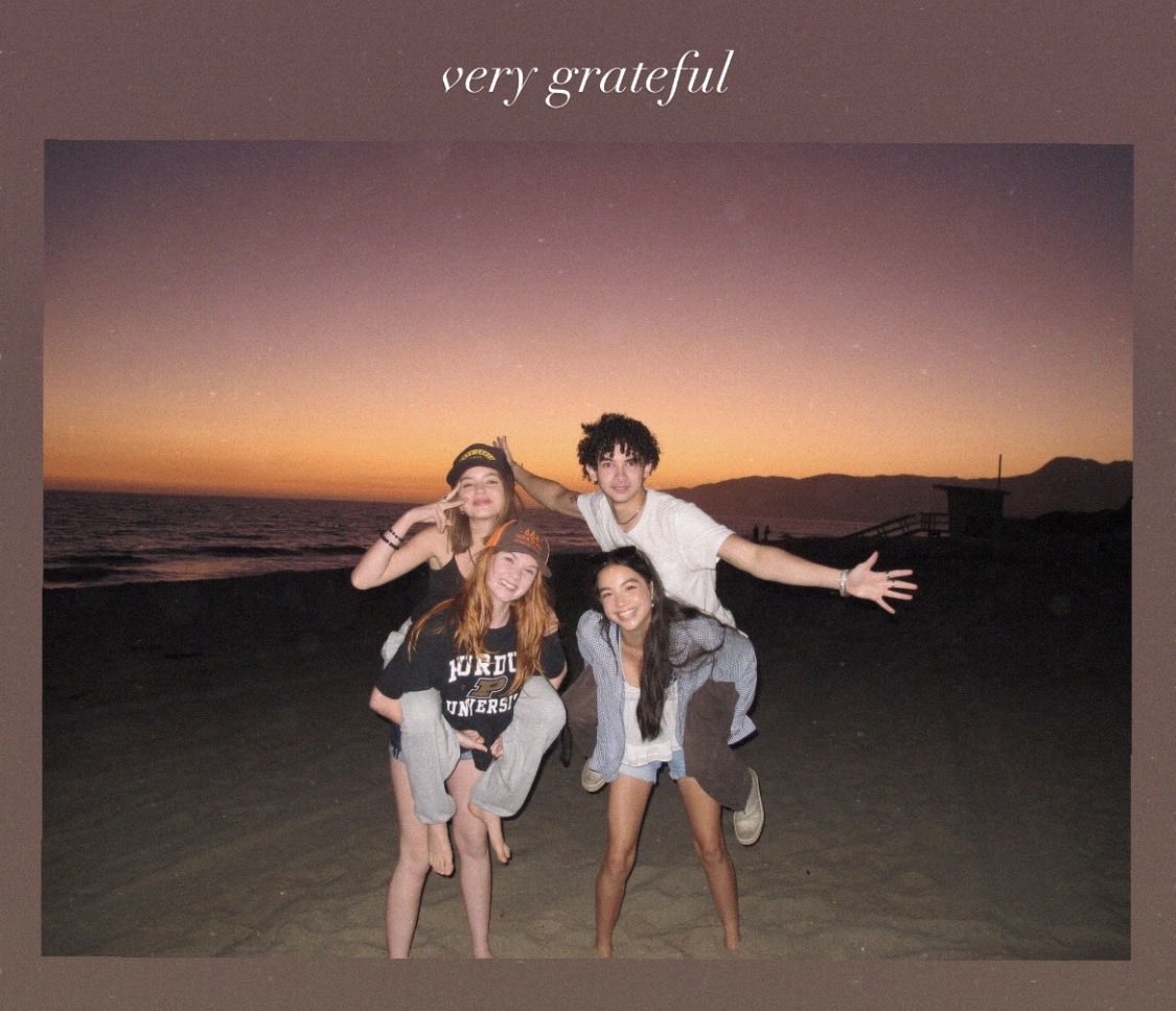 TV Tweets 📺 tweet media