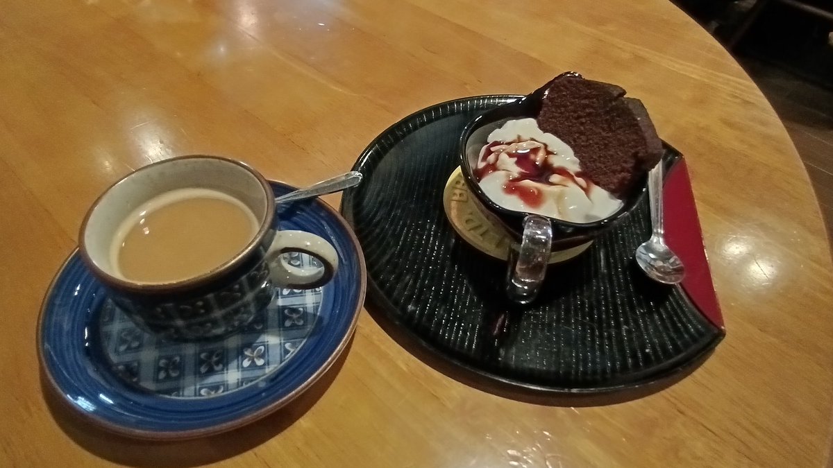 コーヒー☕️とデザート🎂