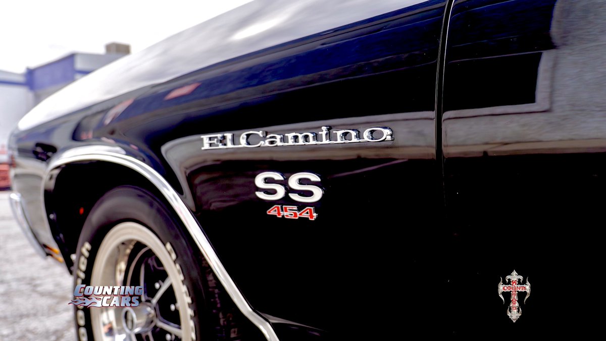 Count's Kustoms tweet media