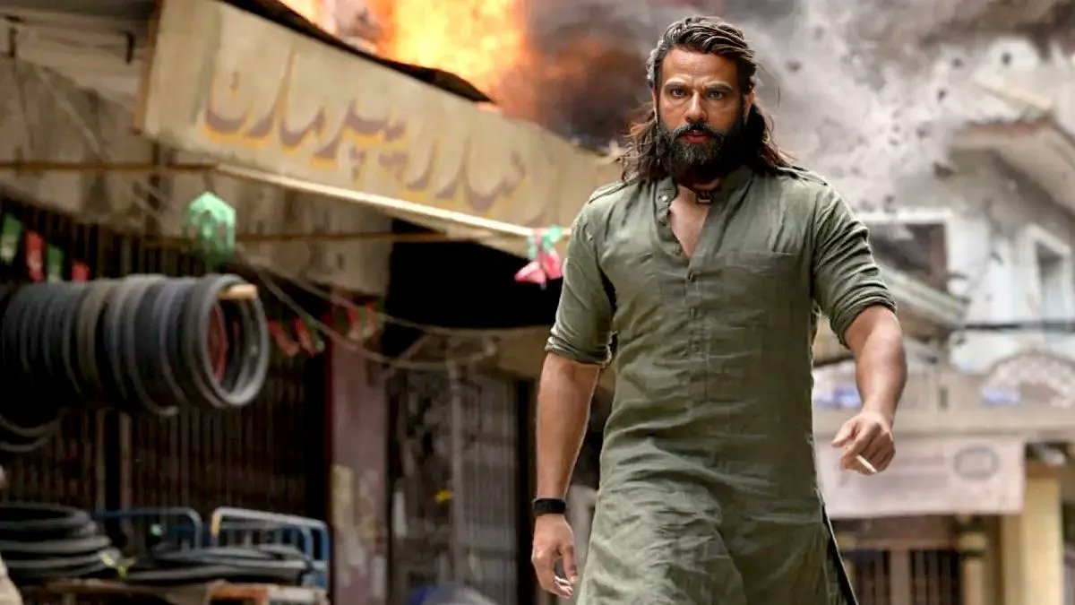 Sarcastic Dasu tweet media