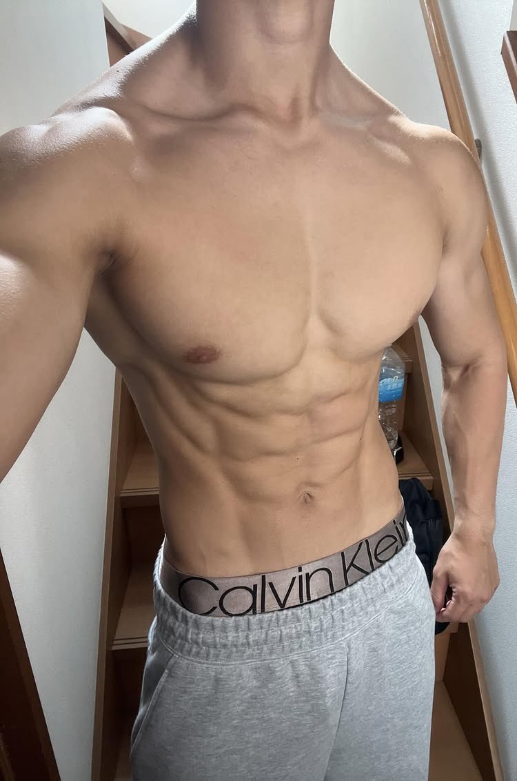 JAPANESE HOT MUSCLES tweet media