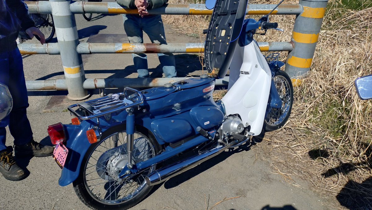 ショベ陸 tweet media