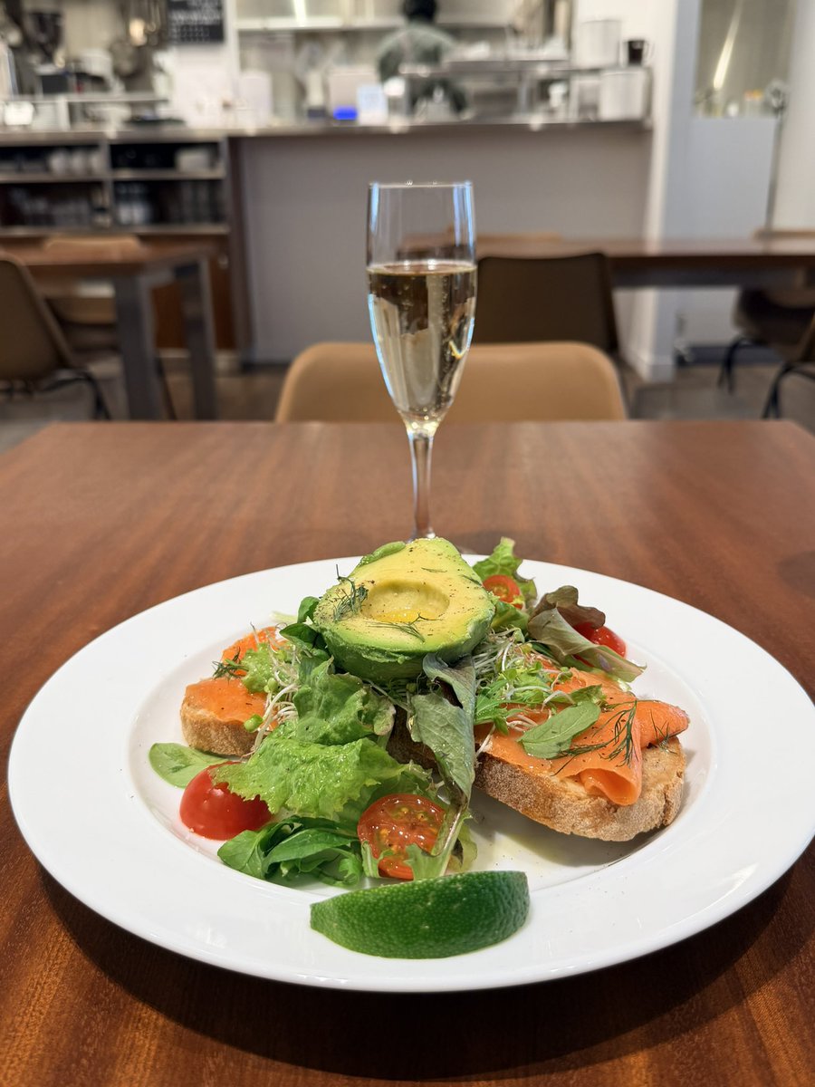 mackerel🐟 tweet media