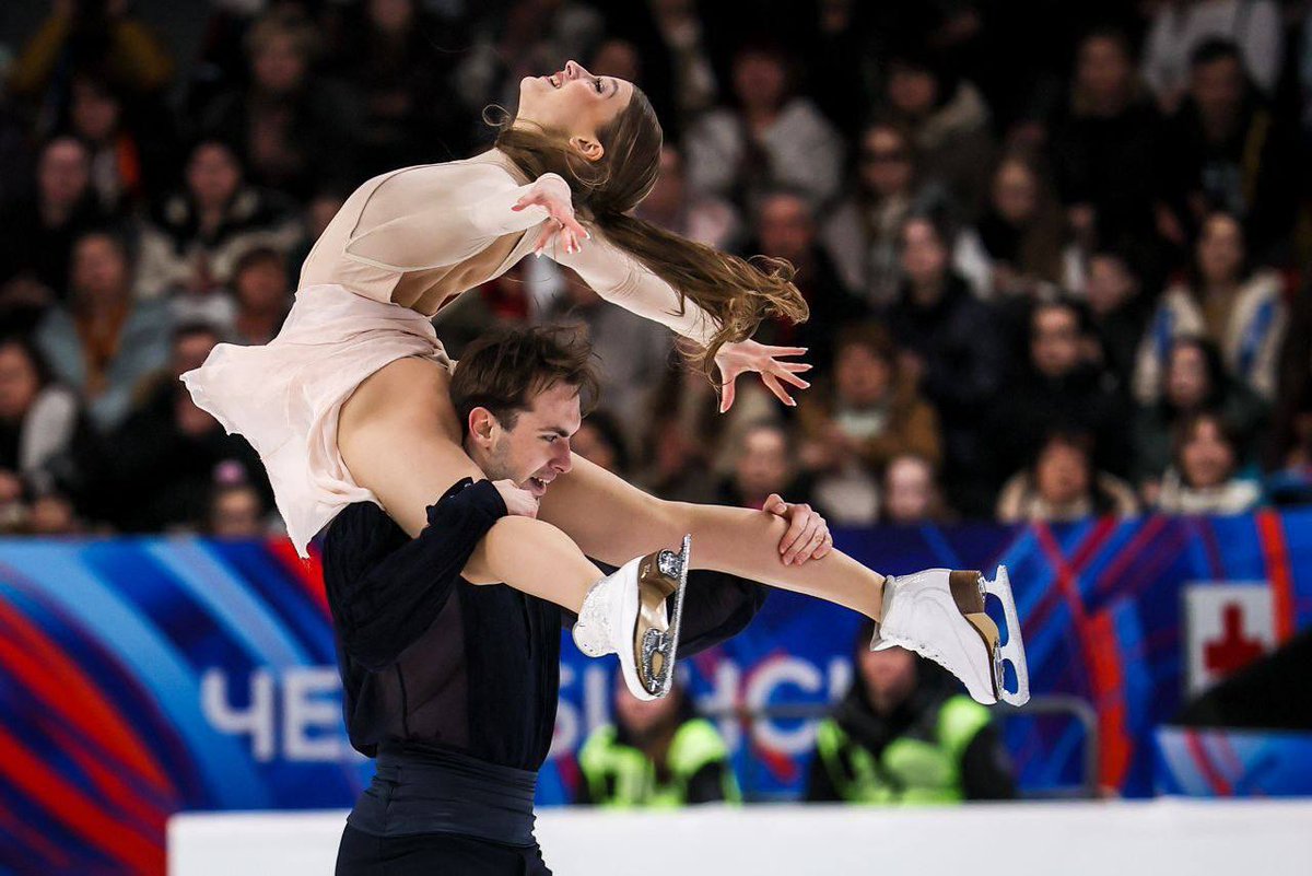 vasilisamaxim's tweet photo. Grand Prix Final Russia 2025/2026🥈
☆Vasilisa Kaganovskaia & Maxim Nekrasov☆
RD 87,61 points / FD 128,44 points
Total: 216,05 points 🥈
#VasilisaKaganovskaia #MaximNekrasov
#KaganovskaiaNekrasov #Maxilisa
#IceDancing #FigureSkating https://t.co/dbs6MSERV1